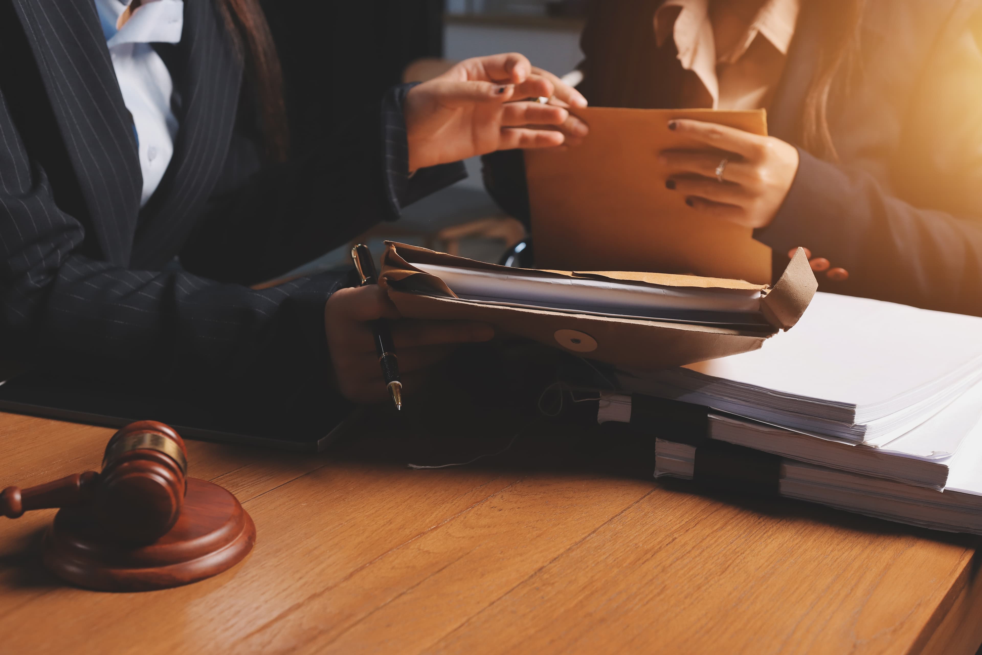 Legal case assistance and compliance advisory in Dubai